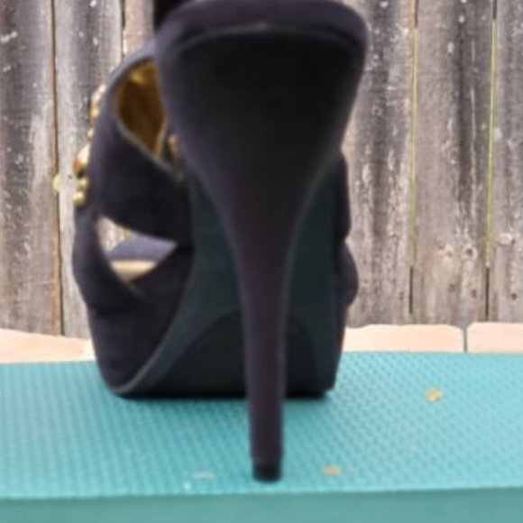 VINTAGE Carlos Santa Black Suede Stilettos' - Picture 9 of 13